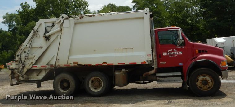 image for item DH5134 2005 Sterling Acterra  refuse truck
