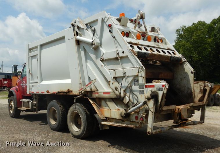 image for item DH5134 2005 Sterling Acterra  refuse truck