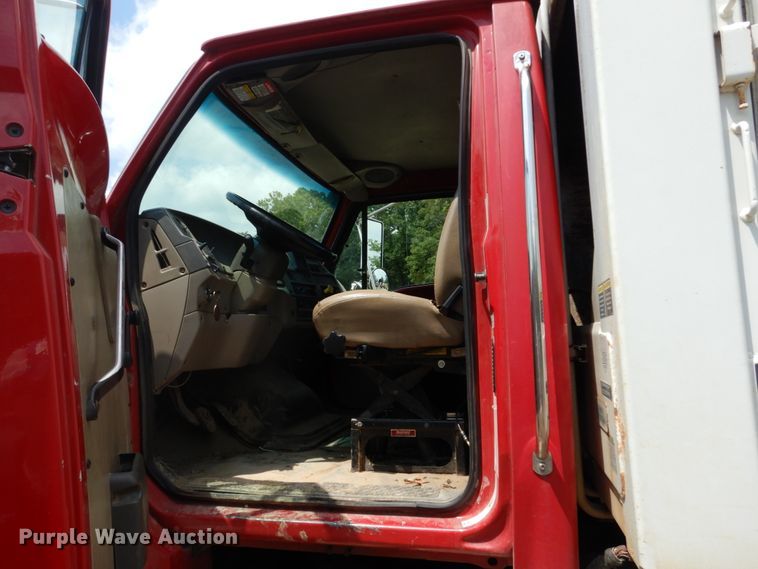 image for item DH5134 2005 Sterling Acterra  refuse truck