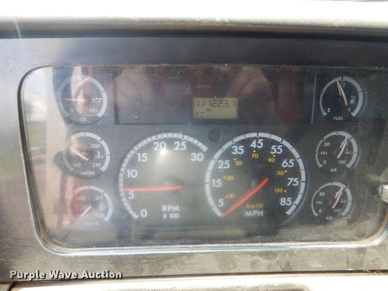 image for item DH5134 2005 Sterling Acterra  refuse truck