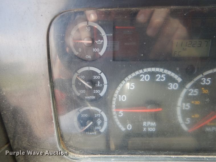 image for item DH5134 2005 Sterling Acterra  refuse truck