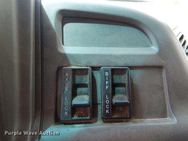 image for item DH5134 2005 Sterling Acterra  refuse truck