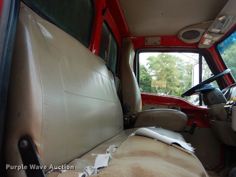 image for item DH5134 2005 Sterling Acterra  refuse truck