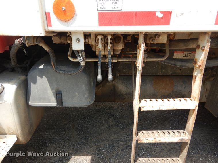 image for item DH5134 2005 Sterling Acterra  refuse truck