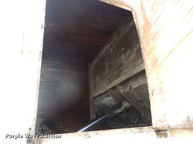 image for item DH5134 2005 Sterling Acterra  refuse truck