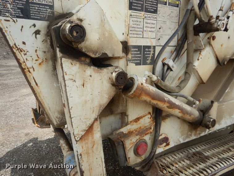 image for item DH5134 2005 Sterling Acterra  refuse truck