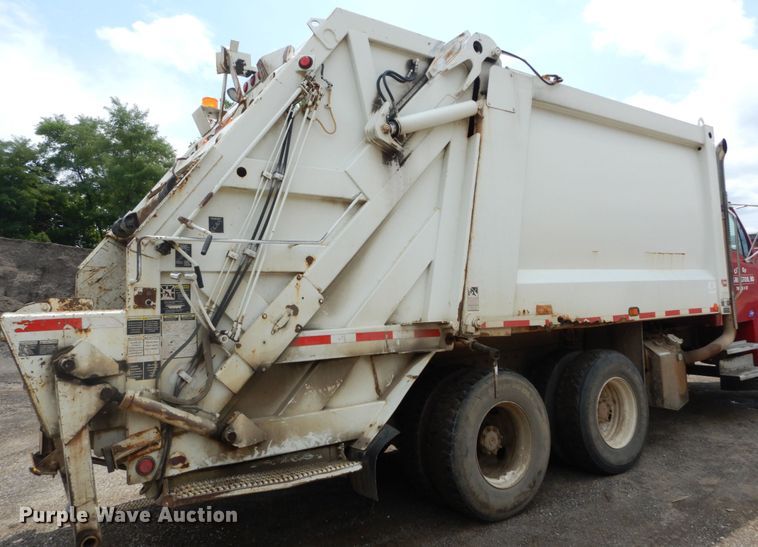image for item DH5134 2005 Sterling Acterra  refuse truck