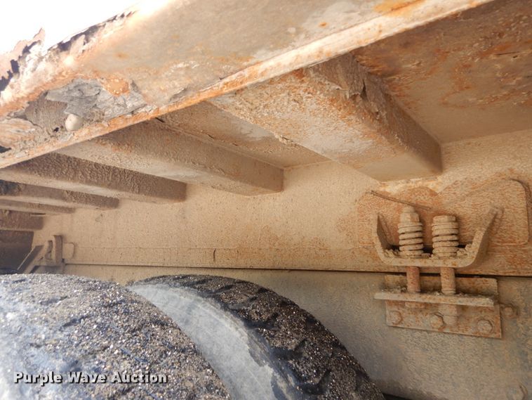 image for item DH5134 2005 Sterling Acterra  refuse truck