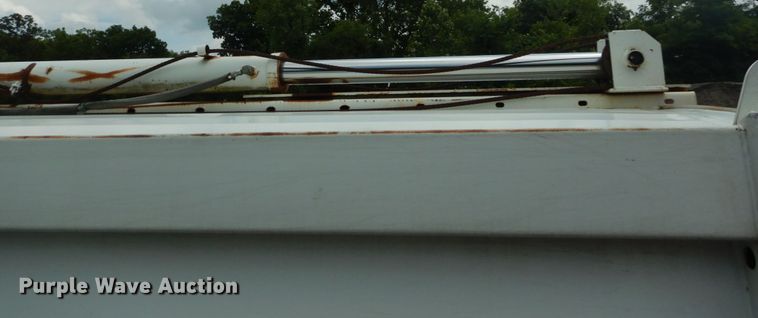 image for item DH5134 2005 Sterling Acterra  refuse truck