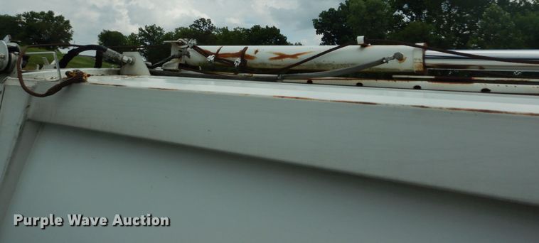 image for item DH5134 2005 Sterling Acterra  refuse truck