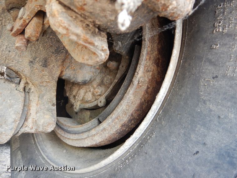 image for item DH5134 2005 Sterling Acterra  refuse truck