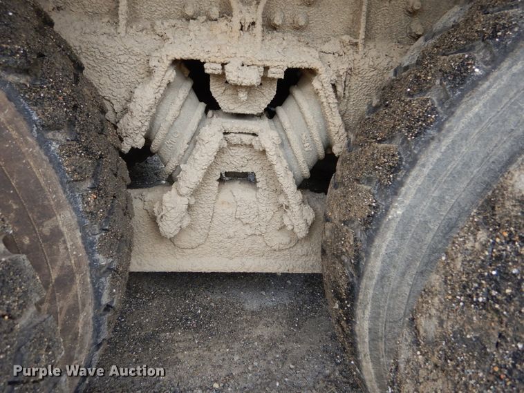 image for item DH5134 2005 Sterling Acterra  refuse truck