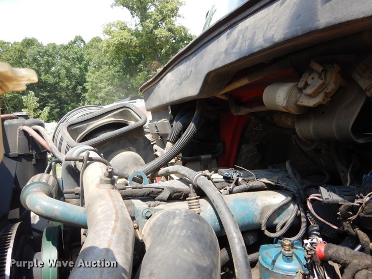 image for item DH5135 2006 International 7400  refuse truck