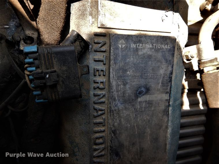 image for item DH5135 2006 International 7400  refuse truck