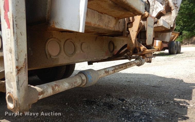 image for item DH5135 2006 International 7400  refuse truck