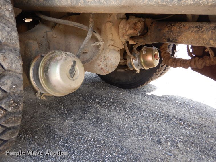 image for item DH5135 2006 International 7400  refuse truck