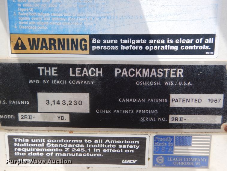 image for item DH5136 1997 Ford LTS8000  refuse truck