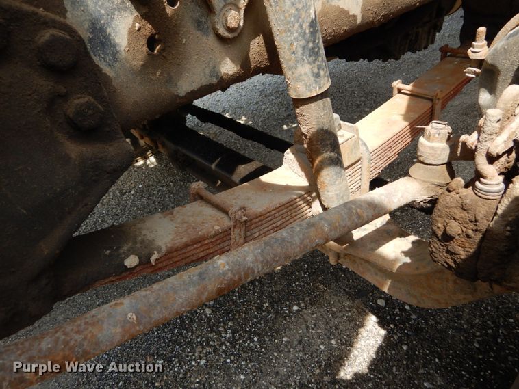 image for item DH5136 1997 Ford LTS8000  refuse truck