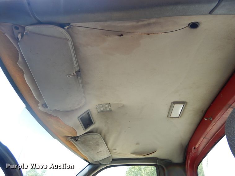 image for item DH5137 2006 Chevrolet C8500  recycling truck