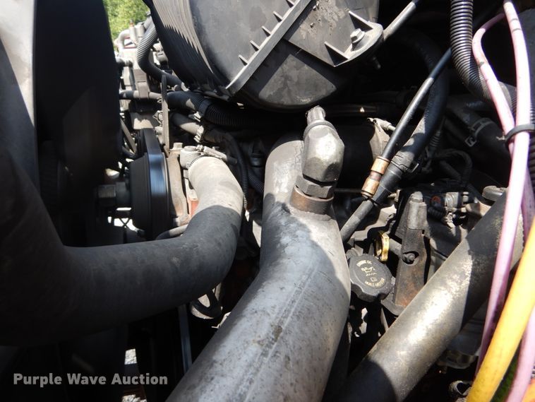 image for item DH5137 2006 Chevrolet C8500  recycling truck