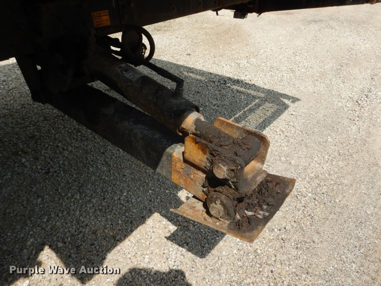 image for item DH5137 2006 Chevrolet C8500  recycling truck