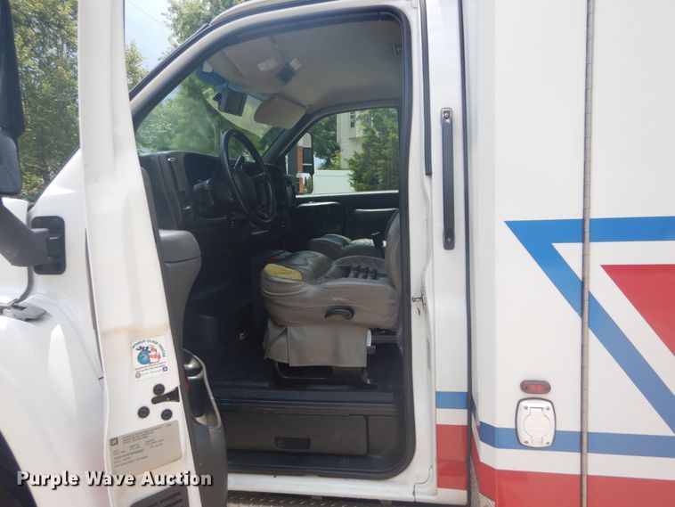 image for item DH5141 2009 GMC C4500  ambulance