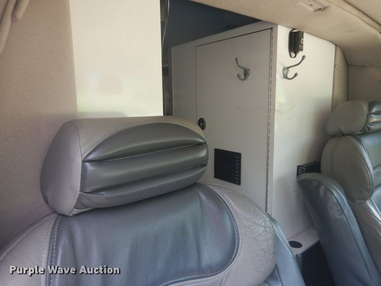 image for item DH5141 2009 GMC C4500  ambulance