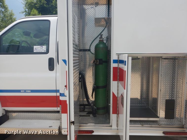 image for item DH5141 2009 GMC C4500  ambulance