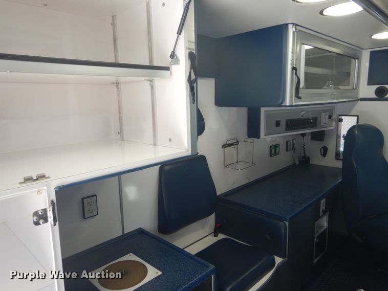 image for item DH5141 2009 GMC C4500  ambulance