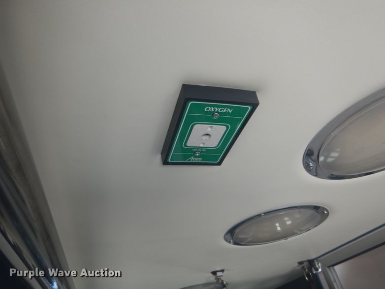 image for item DH5141 2009 GMC C4500  ambulance