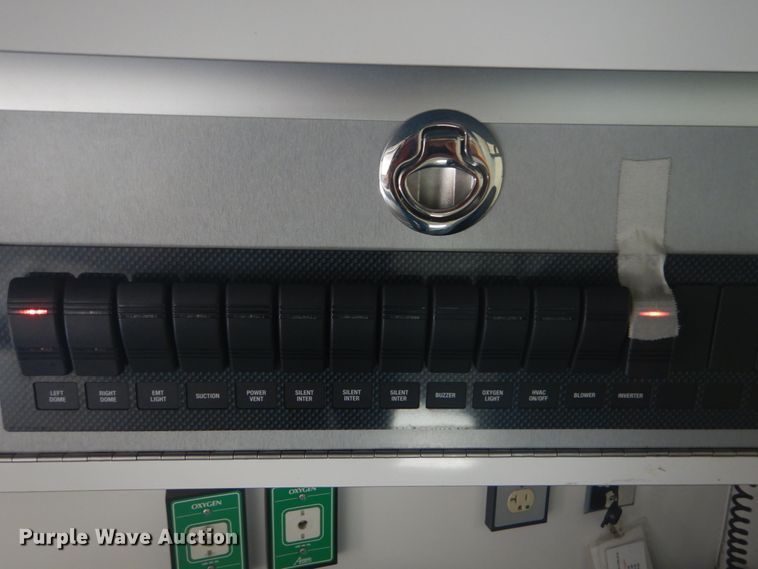 image for item DH5141 2009 GMC C4500  ambulance