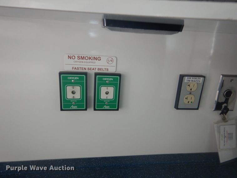 image for item DH5141 2009 GMC C4500  ambulance