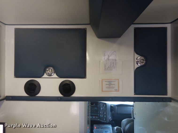 image for item DH5141 2009 GMC C4500  ambulance