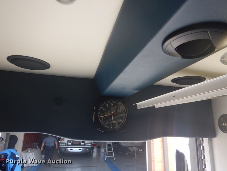 image for item DH5141 2009 GMC C4500  ambulance