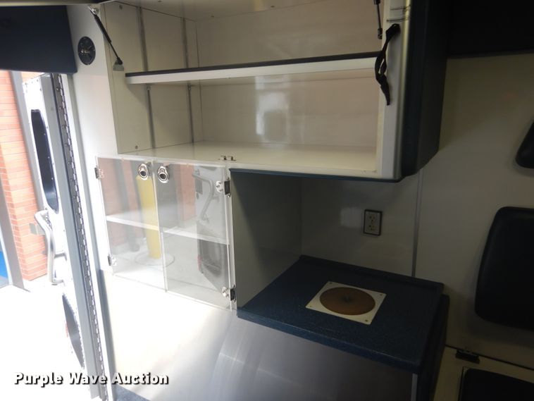 image for item DH5141 2009 GMC C4500  ambulance