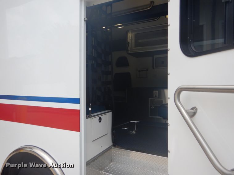 image for item DH5141 2009 GMC C4500  ambulance