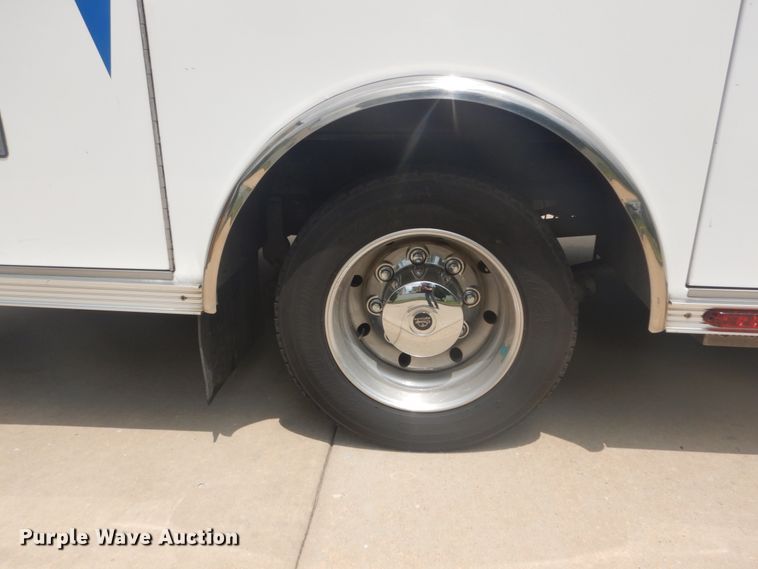 image for item DH5141 2009 GMC C4500  ambulance