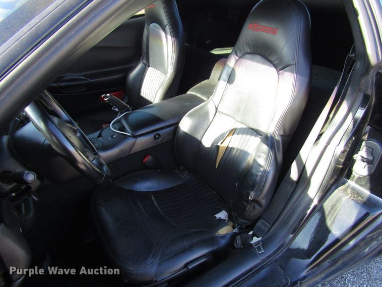 image for item DH8275 2001 Chevrolet Corvette