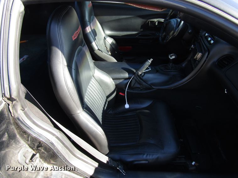 image for item DH8275 2001 Chevrolet Corvette