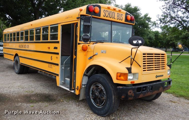 image for item DJ4289 1999 International 3800 AmTran  school bus