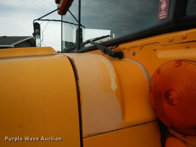 image for item DJ4289 1999 International 3800 AmTran  school bus