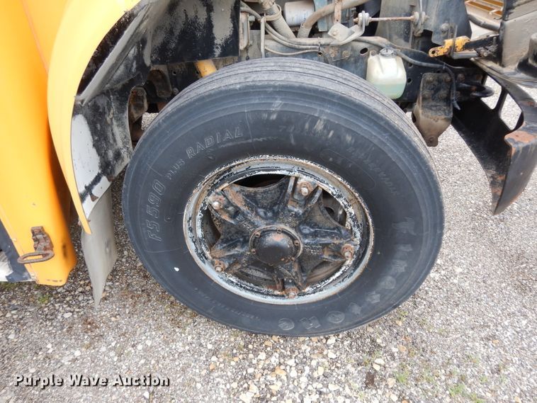 image for item DJ4289 1999 International 3800 AmTran  school bus