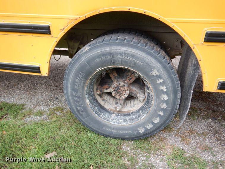 image for item DJ4289 1999 International 3800 AmTran  school bus