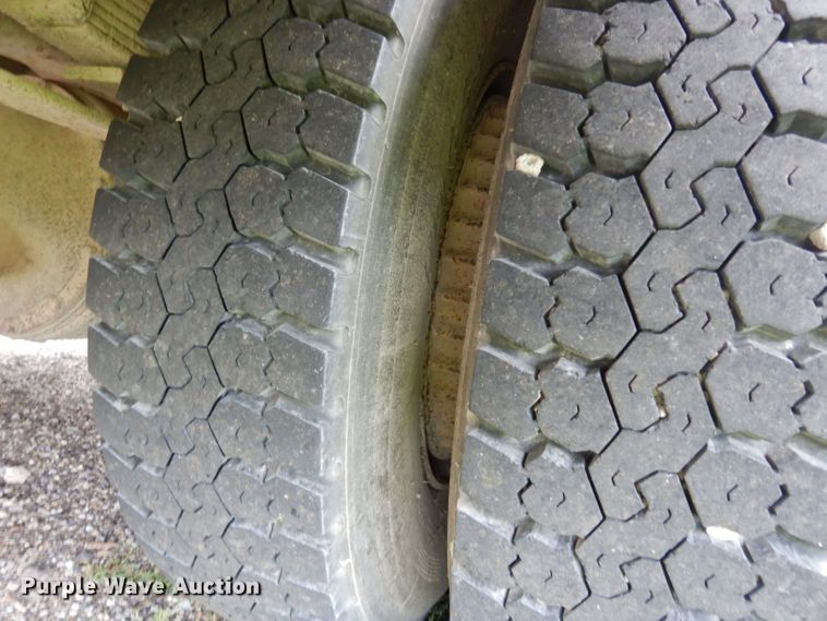 image for item DJ4289 1999 International 3800 AmTran  school bus