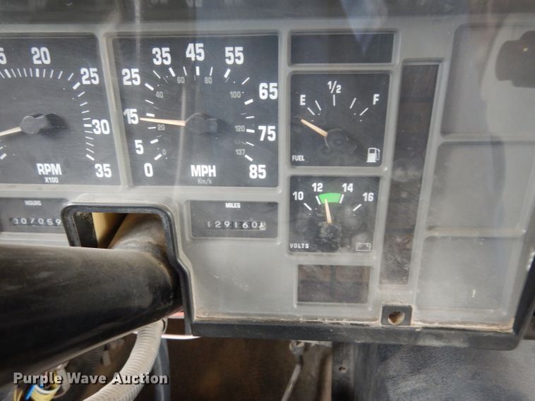 image for item DJ4289 1999 International 3800 AmTran  school bus