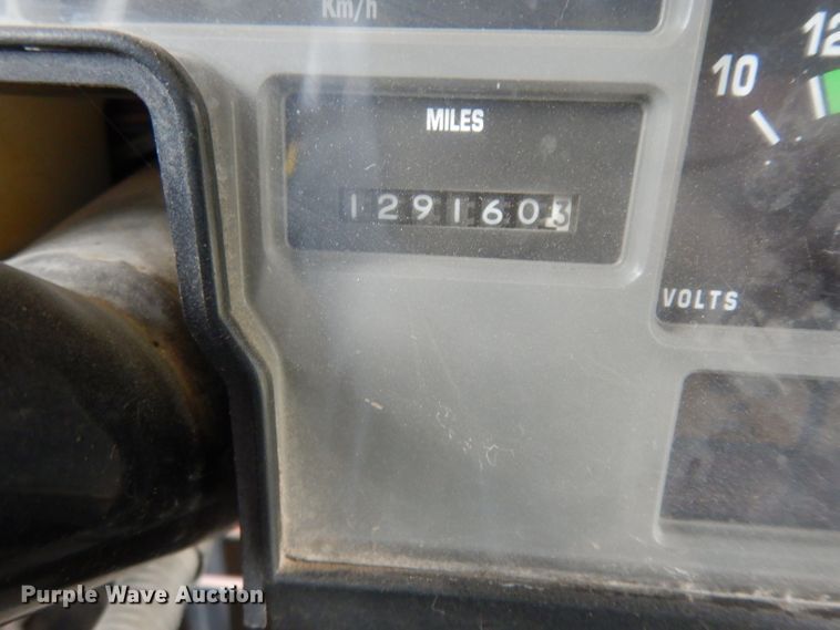 image for item DJ4289 1999 International 3800 AmTran  school bus