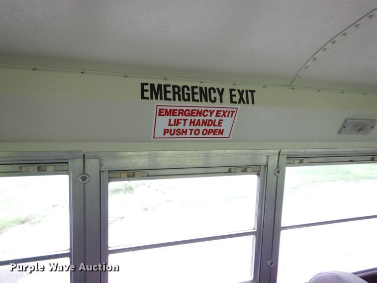 image for item DJ4289 1999 International 3800 AmTran  school bus