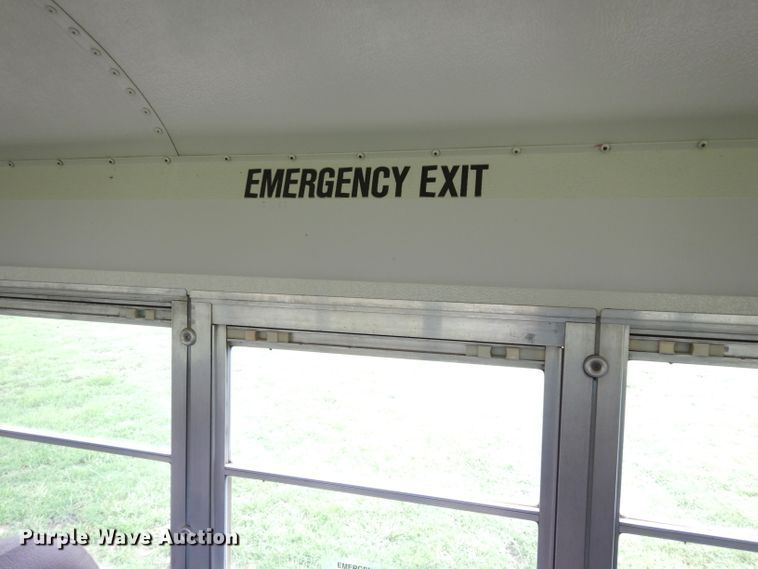 image for item DJ4289 1999 International 3800 AmTran  school bus