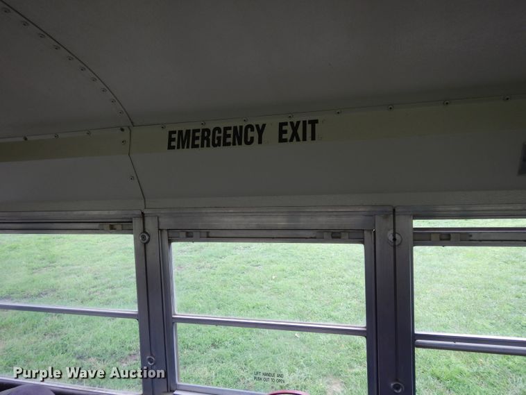 image for item DJ4289 1999 International 3800 AmTran  school bus