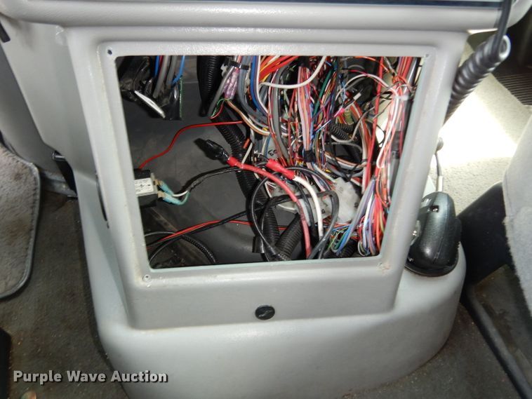 image for item DJ4290 2005 Ford E450  ambulance